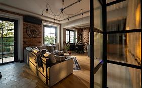 Industrial Apartment 